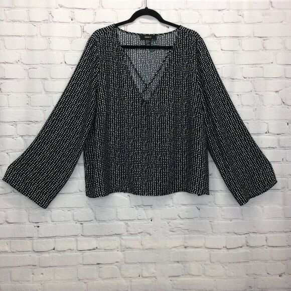 Forever 21 Women’s Size 2x Criss Cross V-neck Tunic Black/White Flared Sleeves - Picture 1 of 8